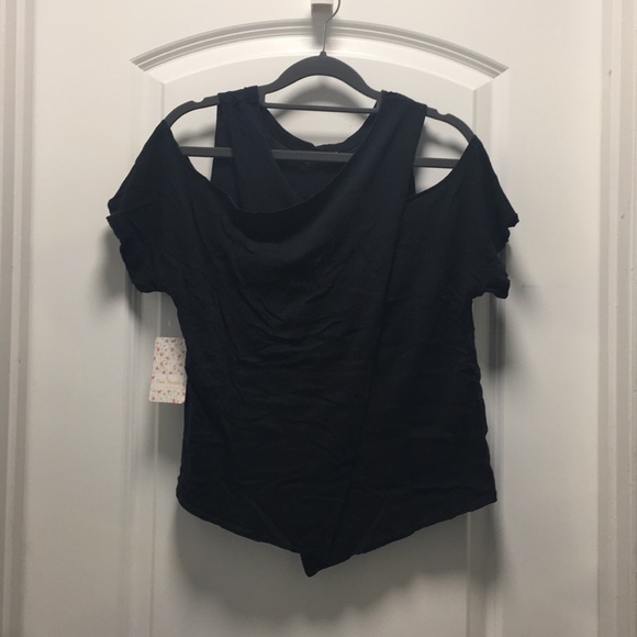 FREE PEOPLE black cold shoulder cross back T, sz S - Picture 7 of 8